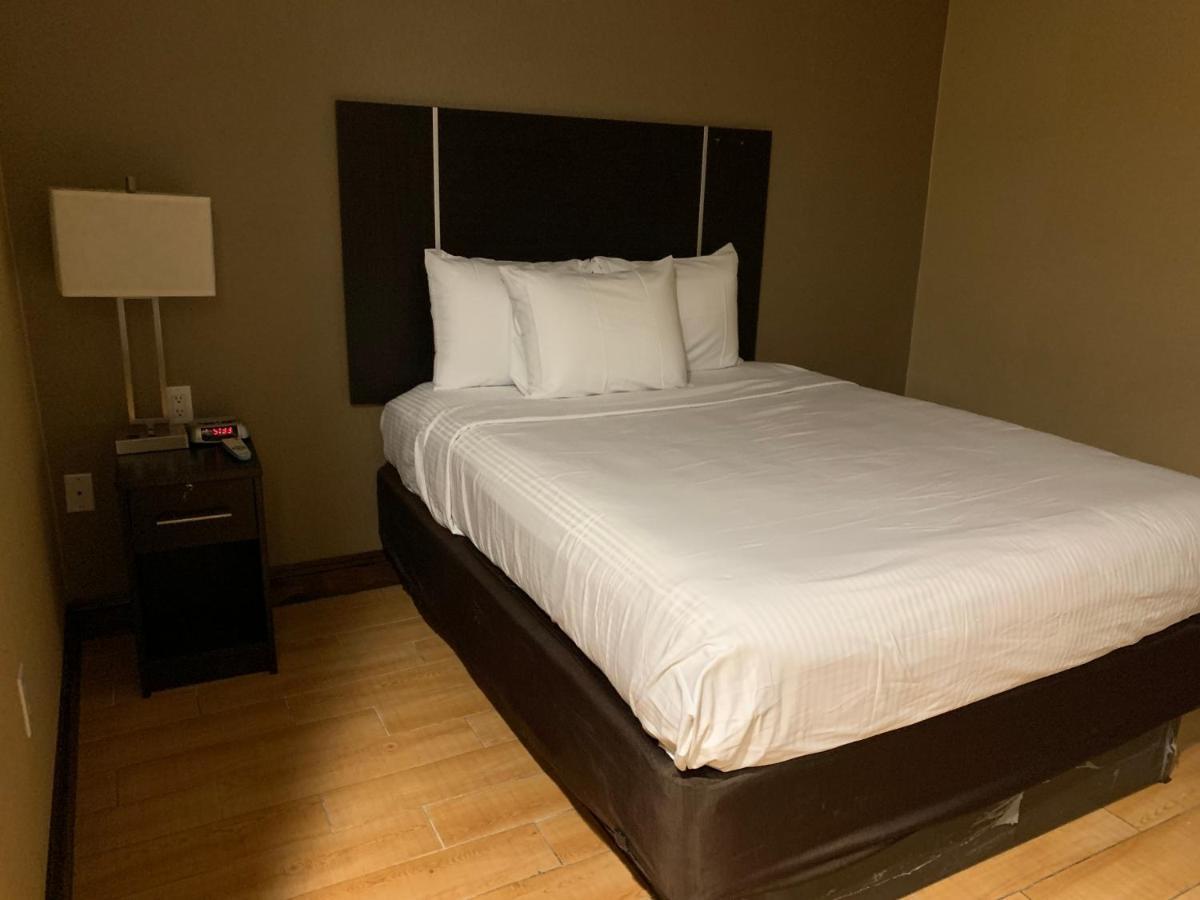 Pitkin Hotel New York Bagian luar foto