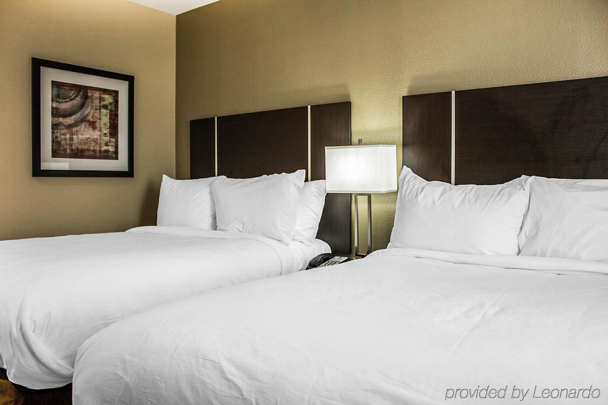 Pitkin Hotel New York Bagian luar foto