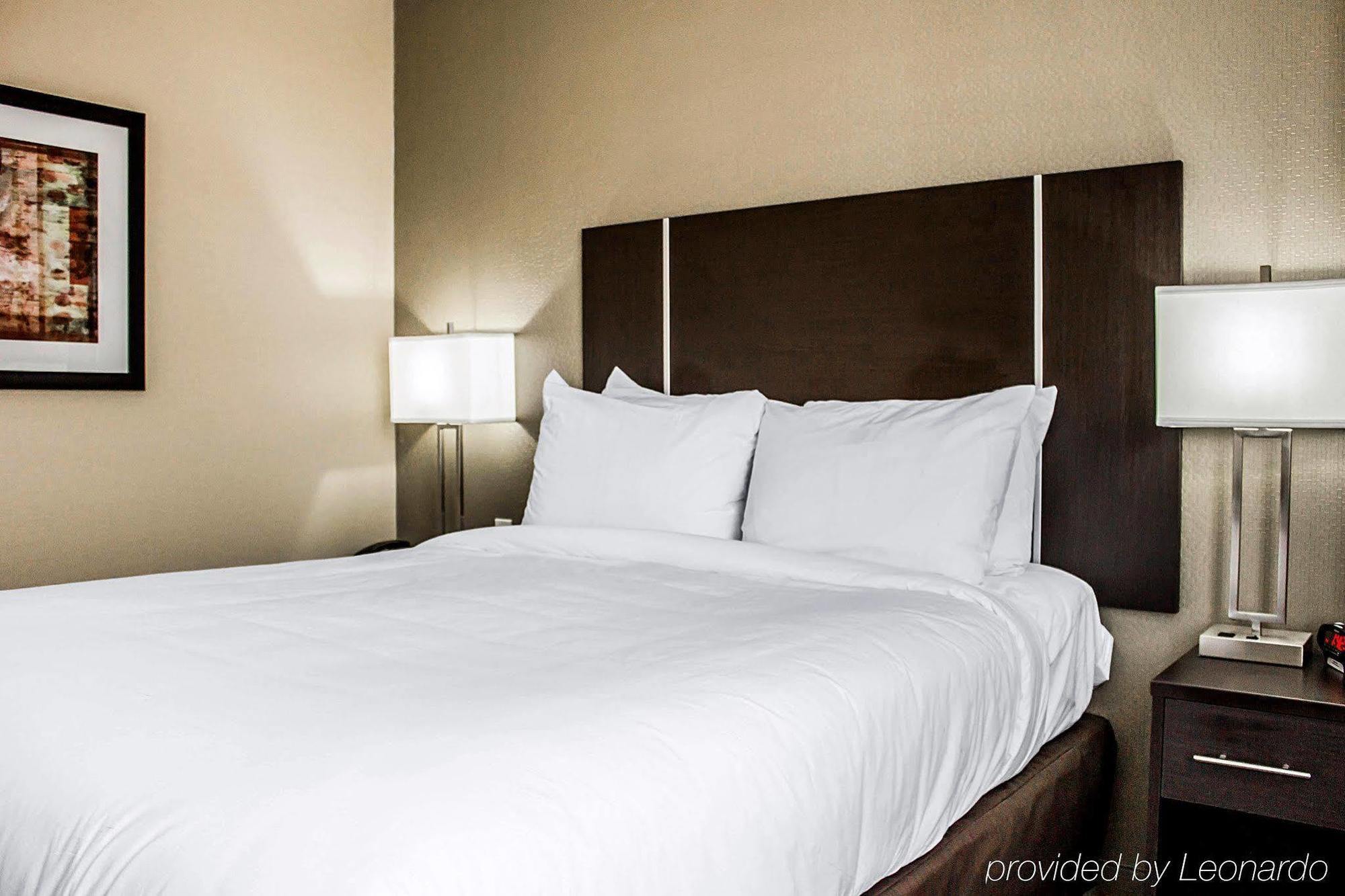 Pitkin Hotel New York Bagian luar foto