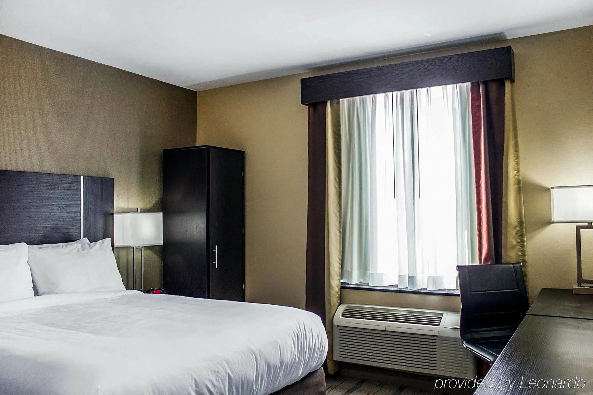 Pitkin Hotel New York Bagian luar foto