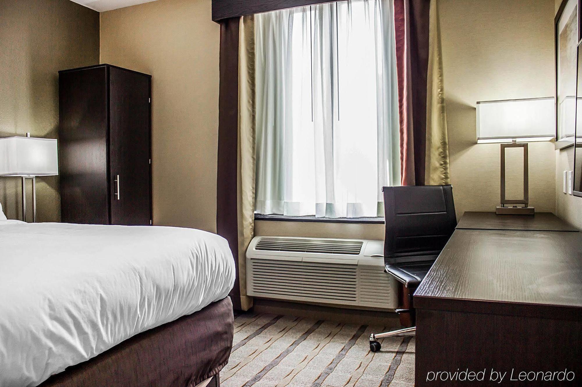 Pitkin Hotel New York Bagian luar foto
